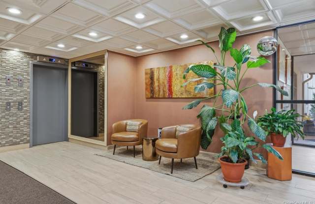 185 W Park Avenue Gallery 4