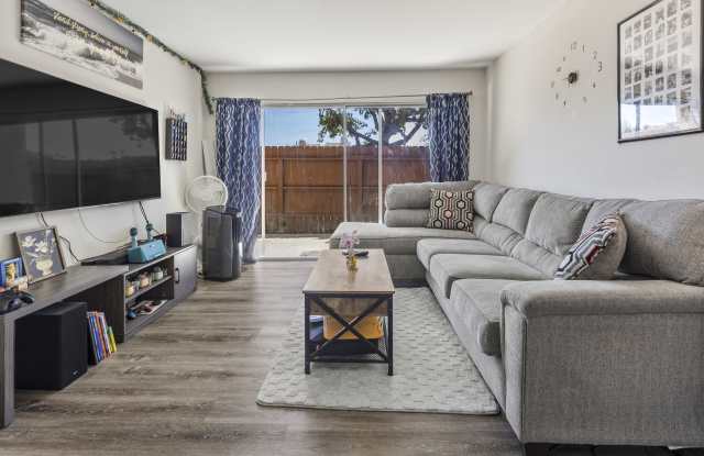 475 North Midway Drive photos photos