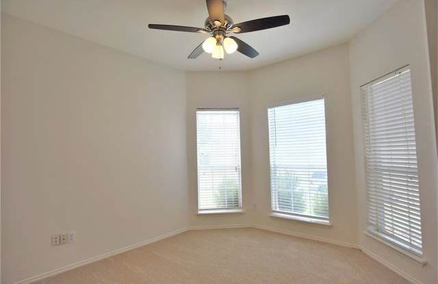 2324 Brookview Drive Gallery 2