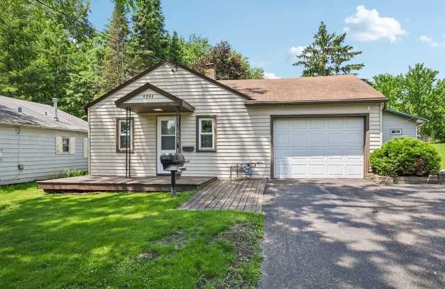 4244 Stinson Blvd NE photos photos