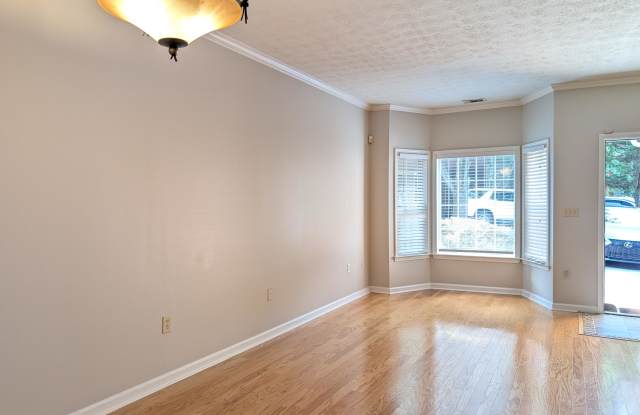 2680 Pine Tree Rd NE Apt 3 Gallery 3