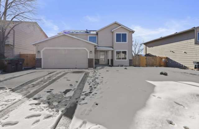 825 Hubbell Dr - 825 Hubbell Drive, Security-Widefield, CO 80911