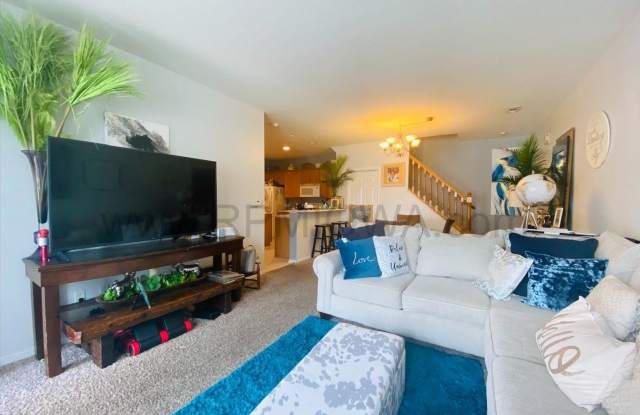4003 NE Gardenia Lane Gallery 3