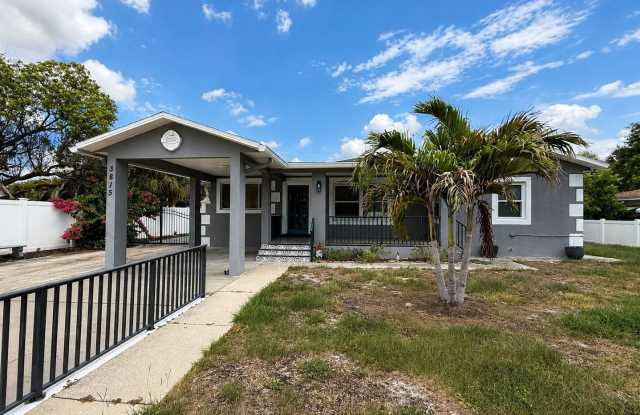 Beautiful S. Tampa 3BR/2BA remodeled home with covered parking in sought out school district. photos photos
