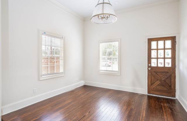 Beautiful 5 Bedroom 3 Bathroom Home for rent in Pooler Ga Gallery 3
