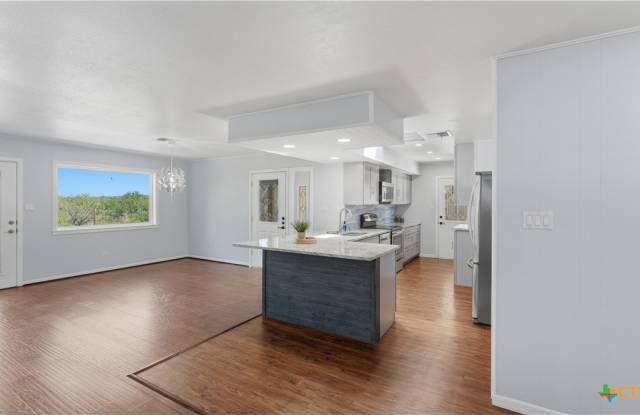 1268 W Lakeside Drive photos photos