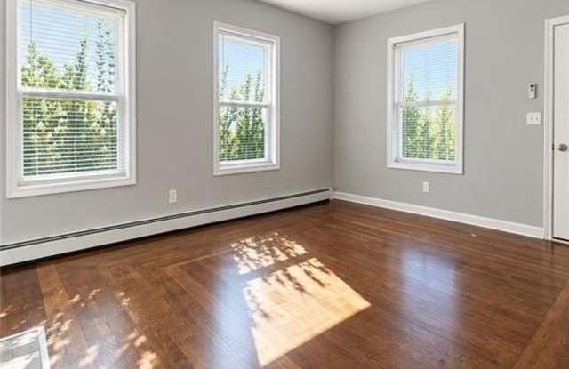 547 River Avenue Gallery 2