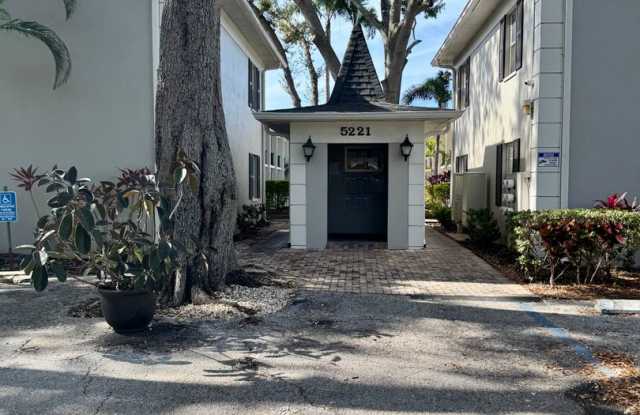 Bayshore Condo photos photos