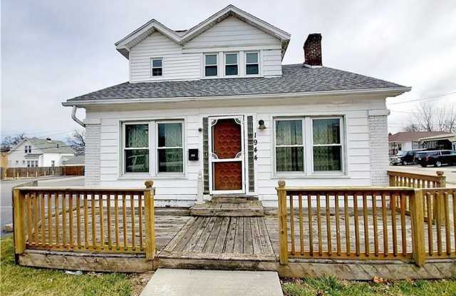 Charming 3BR House in Dayton photos photos