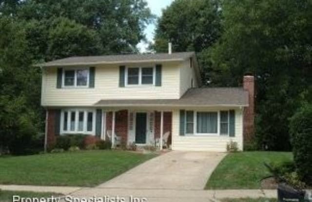 5122 Richardson Dr. - 5122 Richardson Drive, Kings Park West, VA 22032