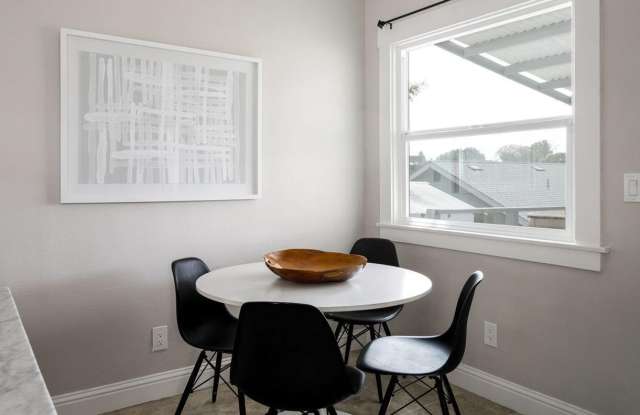4730 Congress Ave - 4730 Congress Avenue, Oakland, CA 94601