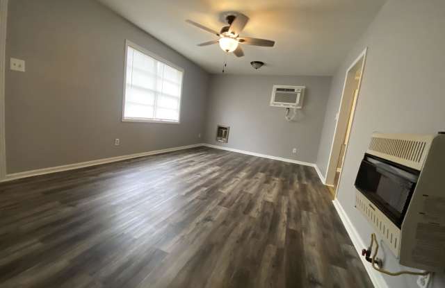 311 South Bond Avenue Gallery 3