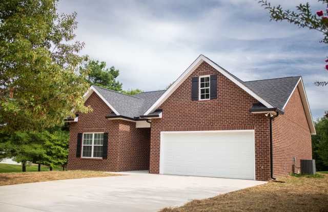 315 White Oak Drive Gallery 3
