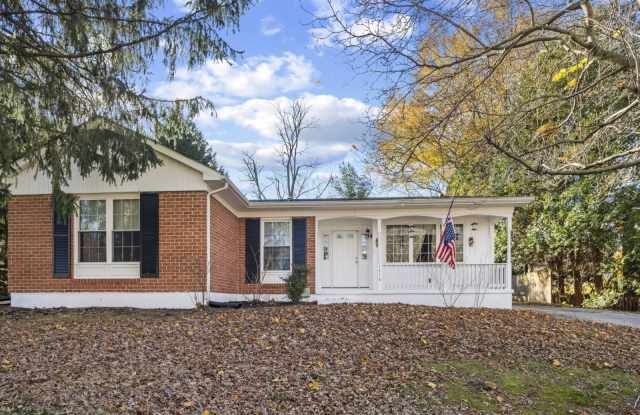 1516 Cedarwood Dr photos photos