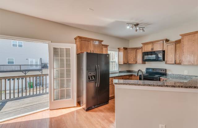 1567 Laurel Park Place Gallery 4