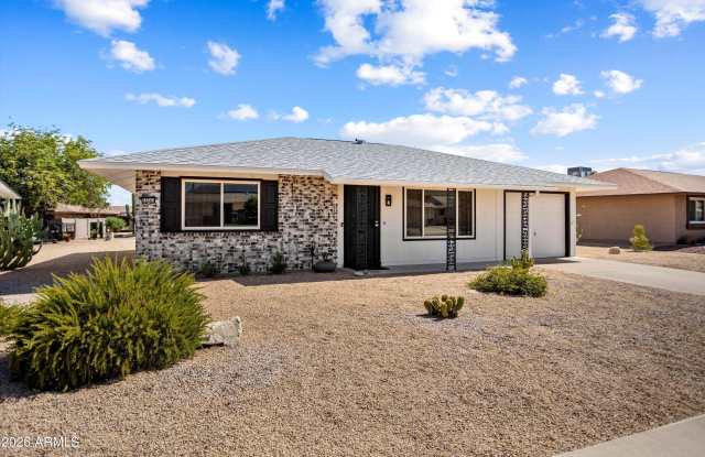 12543 W PARKWOOD Drive Gallery 3