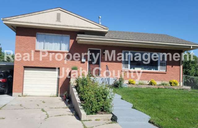 4 Bedroom Orem home with Large Backyard photos photos