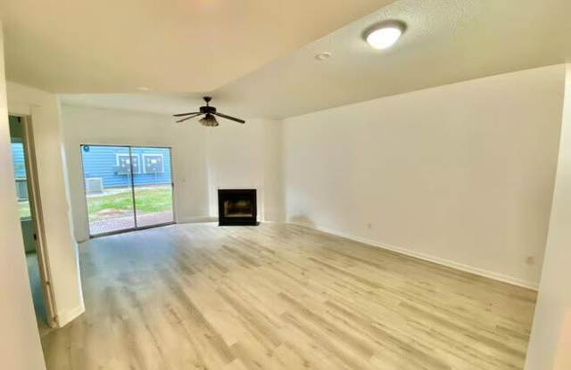 4240 Wilshire Boulevard Gallery 3