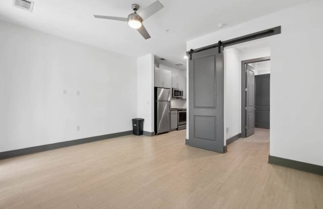The Baxter Decatur Apartments Gallery 2