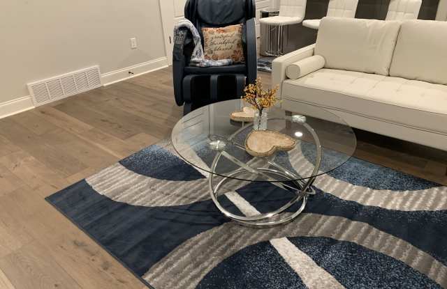 425 Live Oak Drive Gallery 3