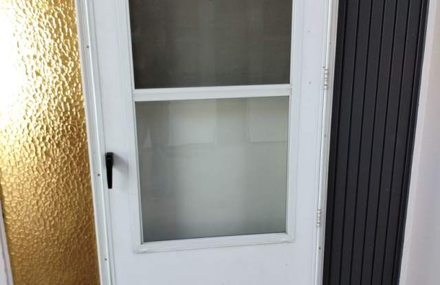 1247we Gallery 2