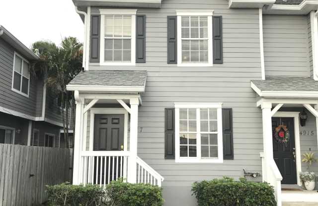4917 Elizabeth Anne Cir - 4917 Elizabeth Anne Cir, Tampa, FL 33616