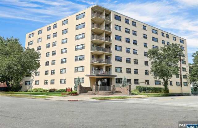 25 Grand Avenue 7B photos photos