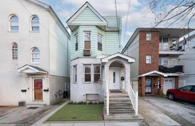 16 MILLER ST photos photos