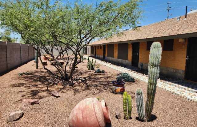 3026 E Brill Street unit: 3 photos photos