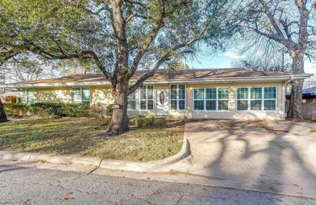 3244 Lubbock Avenue - 3244 Lubbock Avenue, Fort Worth, TX 76109