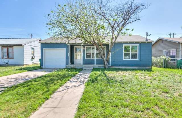 218 St Johns St - 218 Saint Johns Street, San Angelo, TX 76905