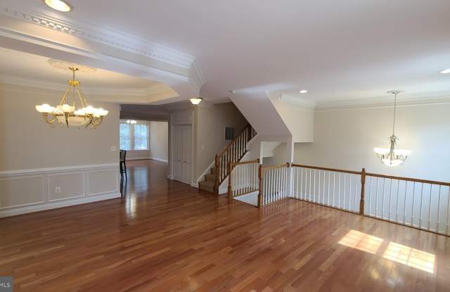 3991 TROON COURT Gallery 4