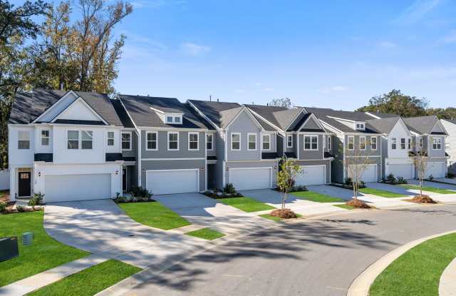 Chamberlain Pine Townhomes photos photos