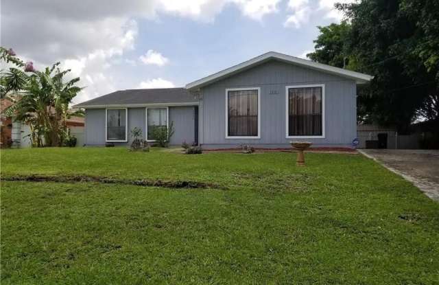 1979 50th Street SW Gallery 1