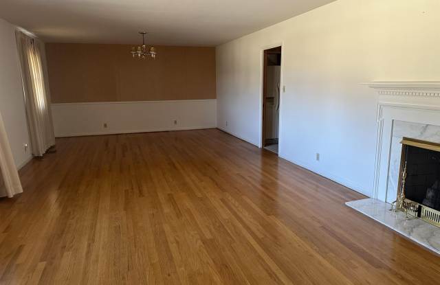 102 Jones Valley Drive Gallery 2