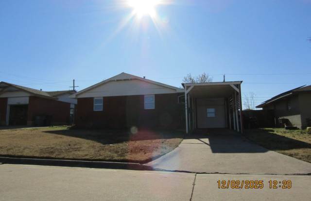 Very nice spacious home located in the Heinz area! - 3808 Northwest Cherry Avenue, Lawton, OK 73505
