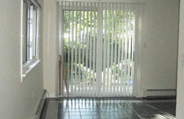 20 Hanson Ave. Gallery 2