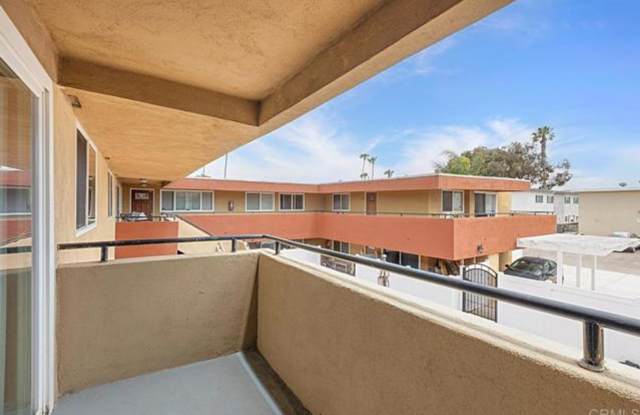 3 Bedroom Condo Close to Base photos photos