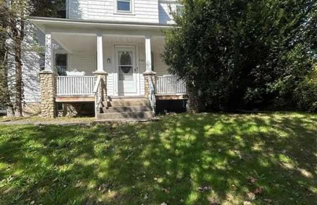 2165 Hartford Avenue - 2165 Hartford Avenue, Johnston, RI 02919