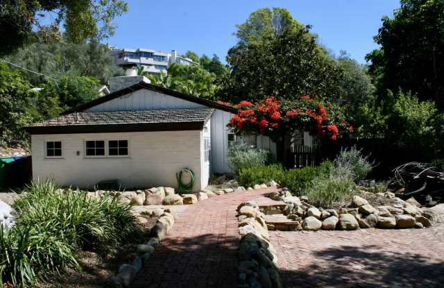 Charming 4 Bedroom Home plus office in Mission Canyon Neighborhood photos photos