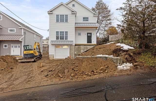 100 New England Avenue photos photos