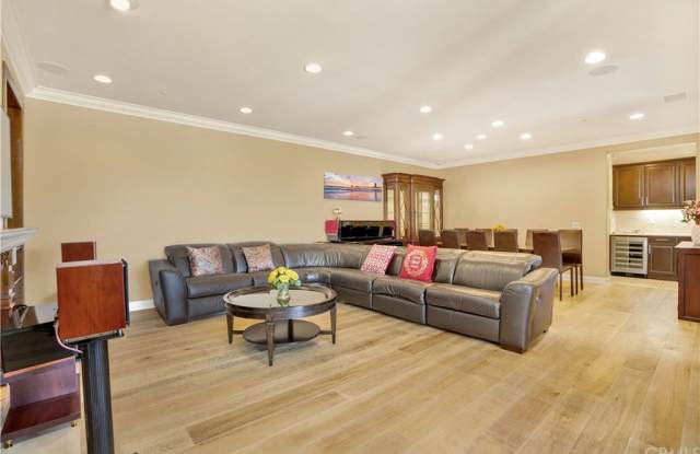 8398 Noelle Dr Gallery 4