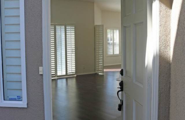 1603 S Ola Vista Gallery 4