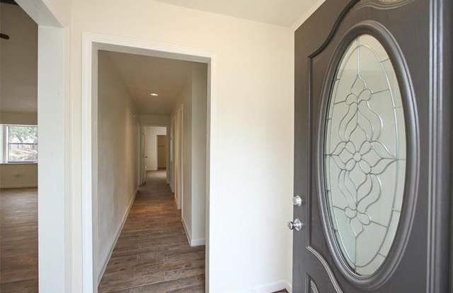 11222 Ashwood Drive Gallery 3