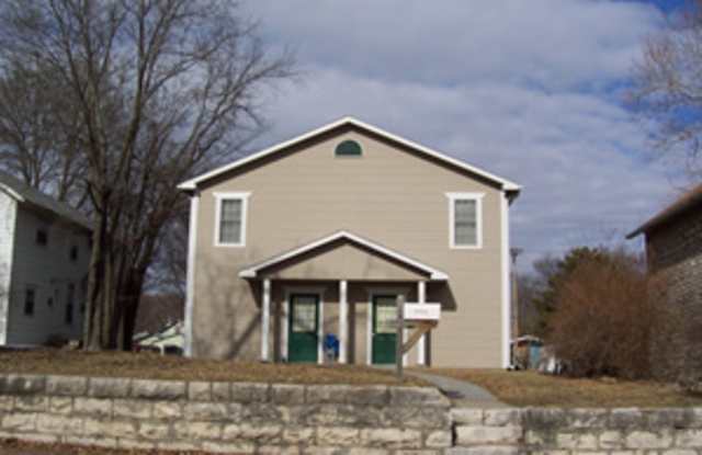 406 Bluemont Gallery 3