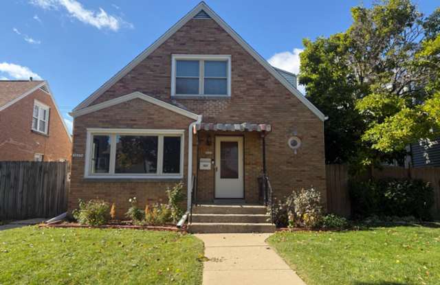 Caleb Hyatt - Tenant Placement photos photos