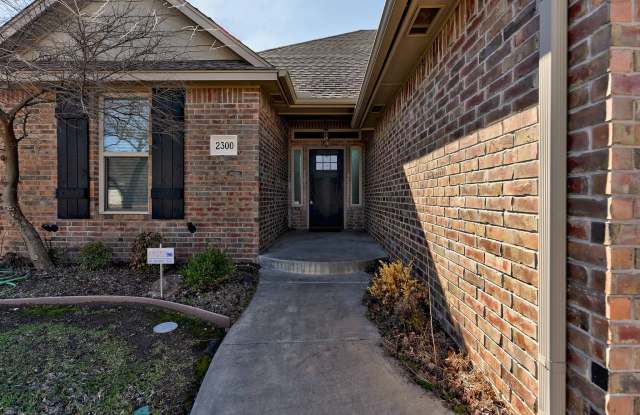 2300 Bretford Way Gallery 2