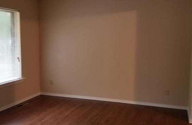 3032 Edsel Place Gallery 2