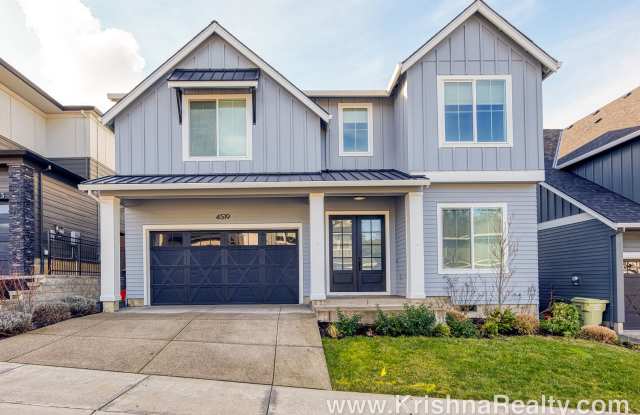 Gorgeous *NEW Construction* Modern 5BD* 3BA* Single Family Home Located In Quiet Thompson Woods Community photos photos