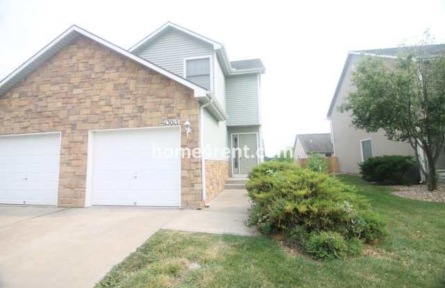 Minutes From Legends Shopping Center! photos photos